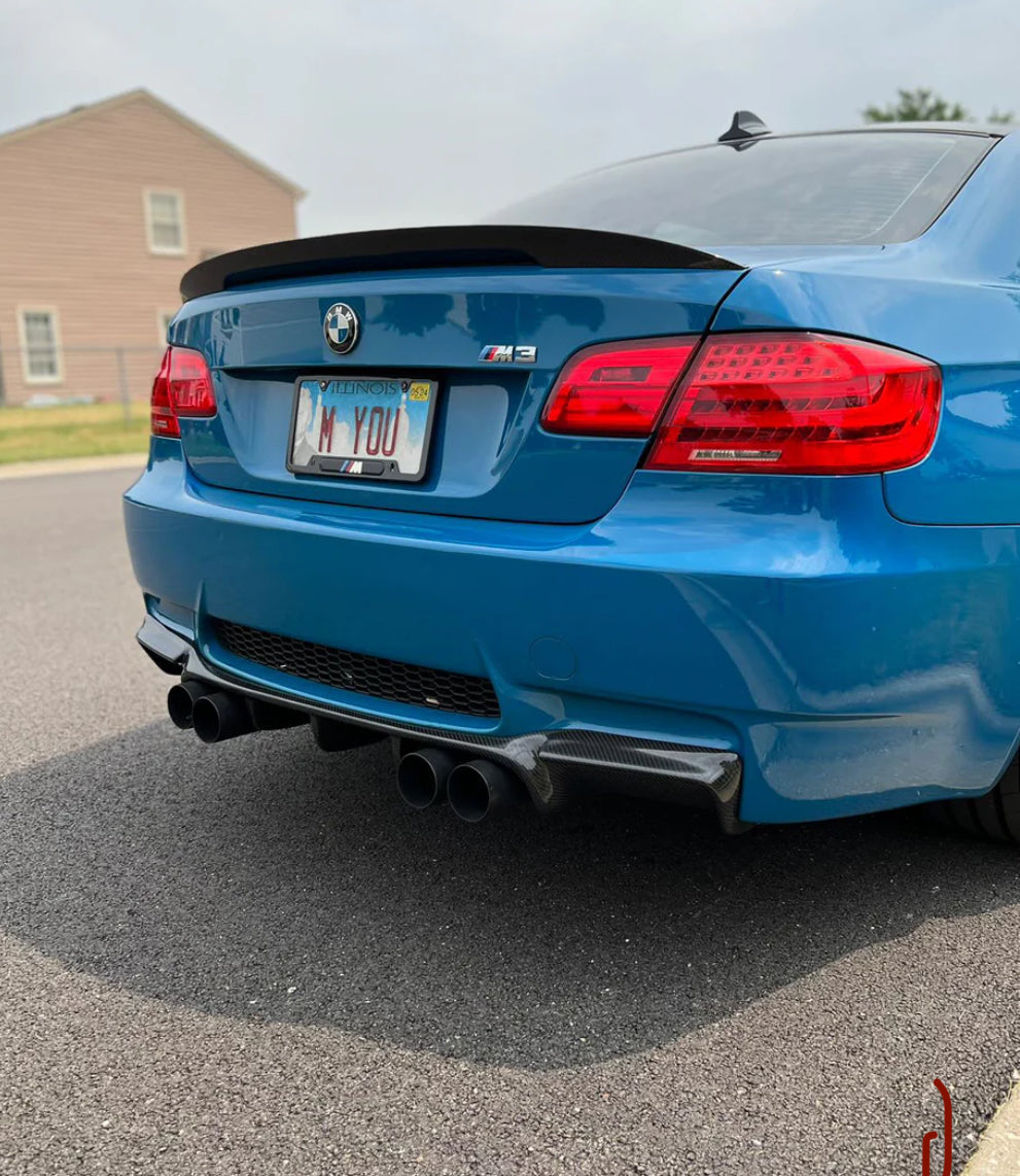 BMW E92 E93 E93 M3 V3 STYLE CARBON FIBER REAR BUMPER DIFFUSER