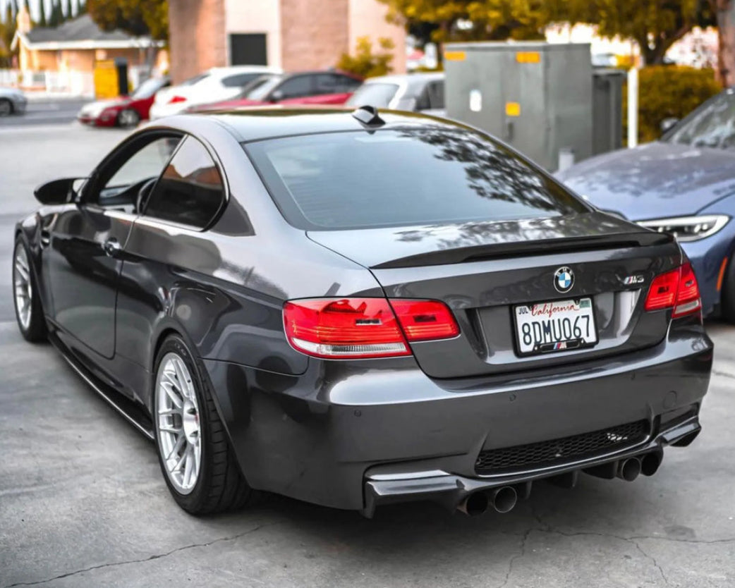 BMW E92 E93 E93 M3 V3 STYLE CARBON FIBER REAR BUMPER DIFFUSER