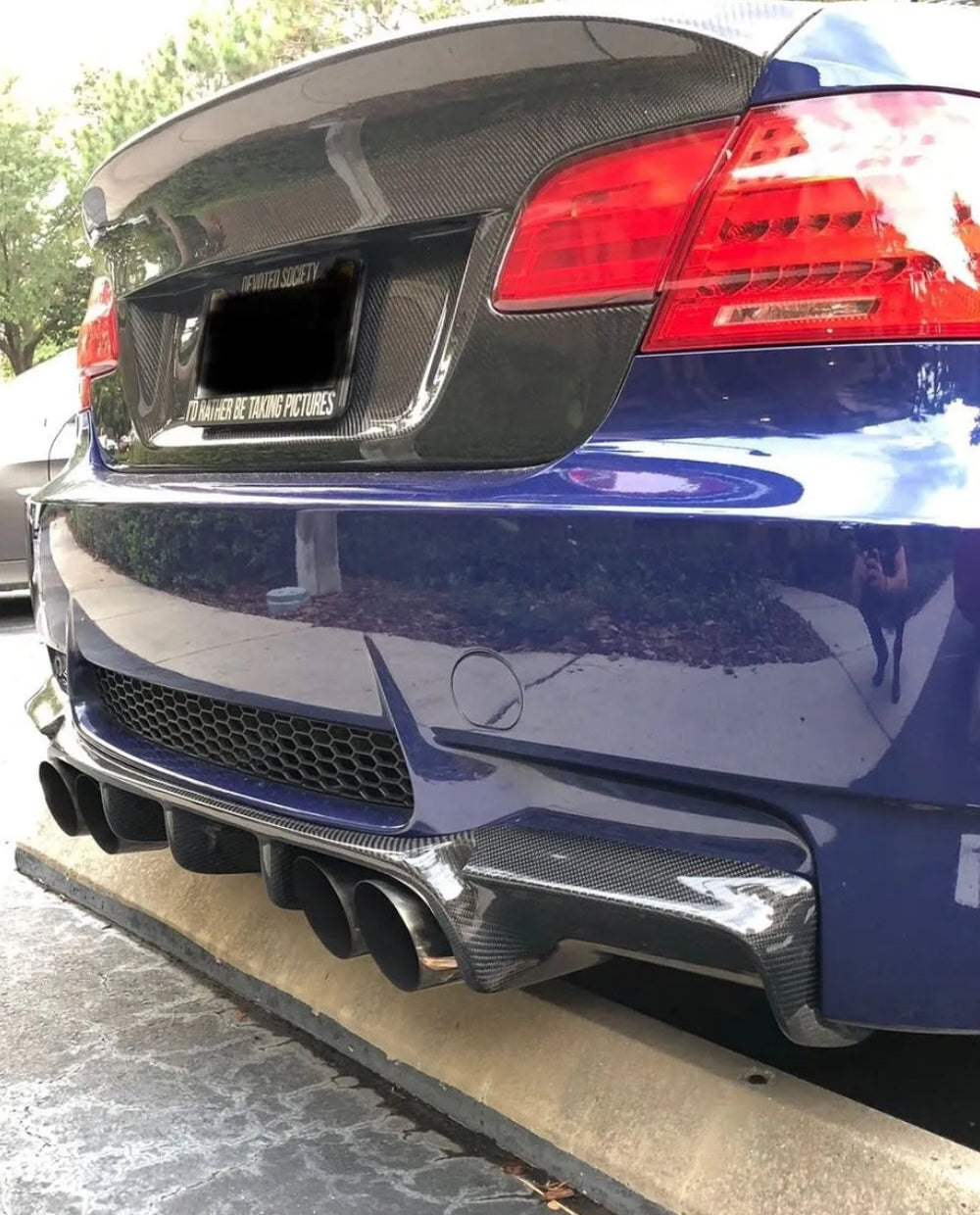 BMW E92 E93 E93 M3 V3 STYLE CARBON FIBER REAR BUMPER DIFFUSER