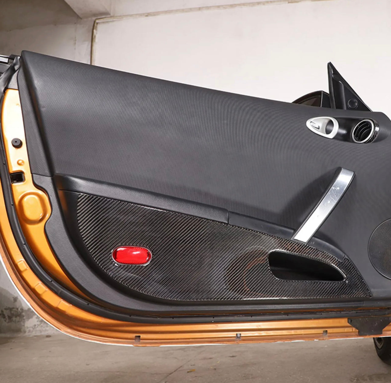 Nissan 350z Carbon Fiber Door Kick Panels